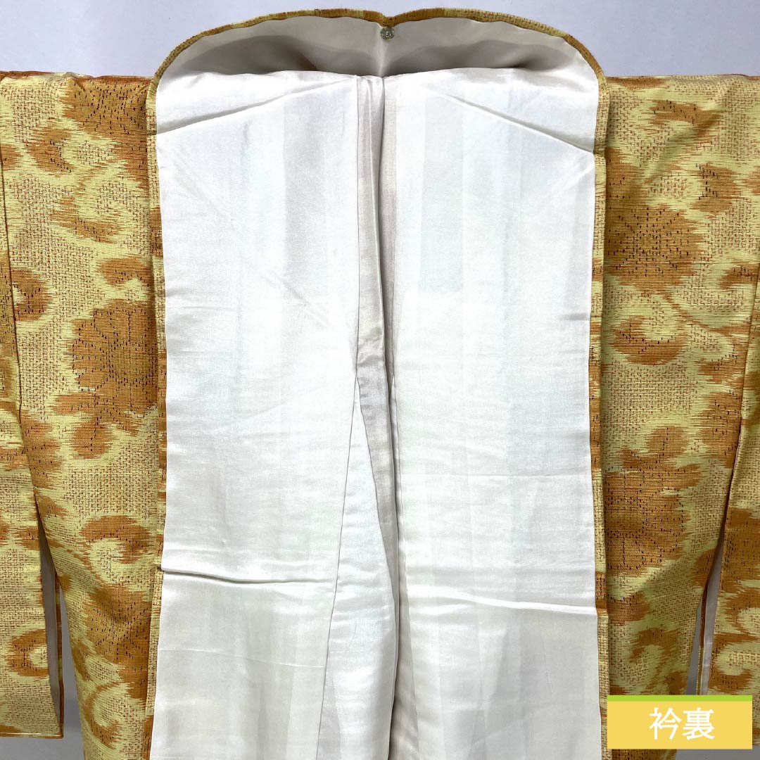 紬 正絹 Sランク 身丈162.5cm 裄丈64.5cm 淡黄色（たんこうしょく） 唐草 袷 黄系 1116004512423
