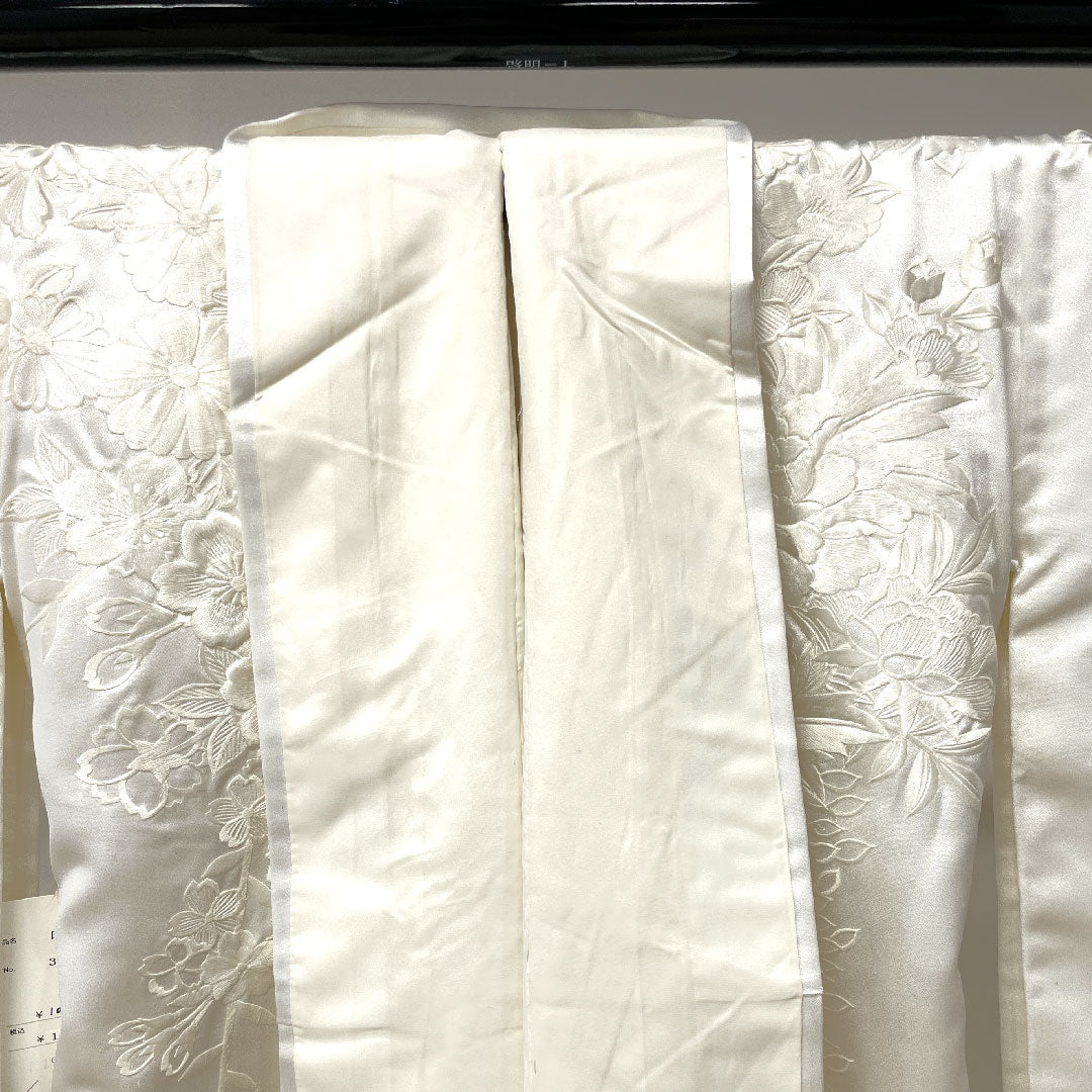 Shiromuku (White Kimono) Length 197cm Embroidery Flower Cart Flower Pattern Polyester B Rank Awase White 1110000524911
