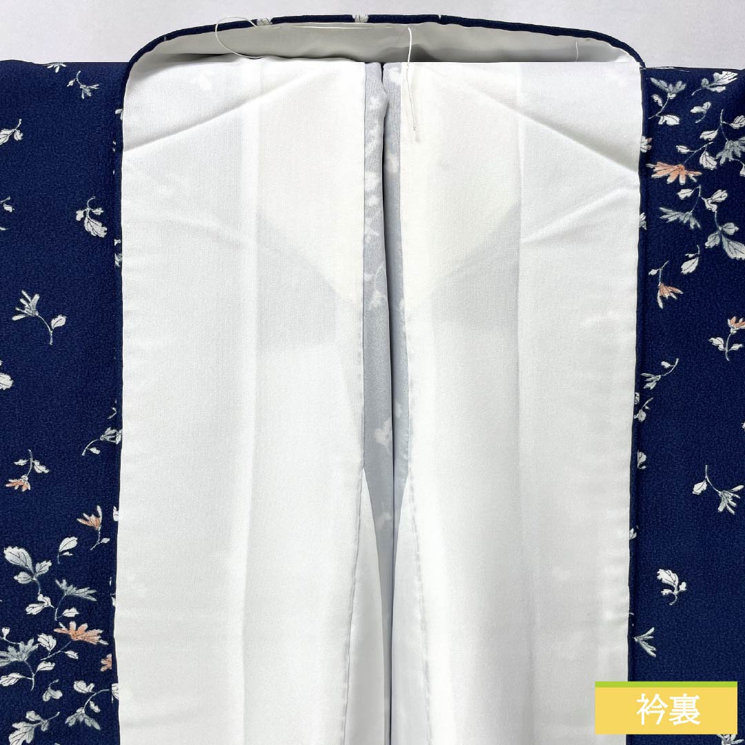 小紋 ポリエステル 身丈167cm 裄丈69cm 袷 紺色（こんいろ） 小花 洗える着物 しつけ糸付き Sランク 紺系 1115005642518