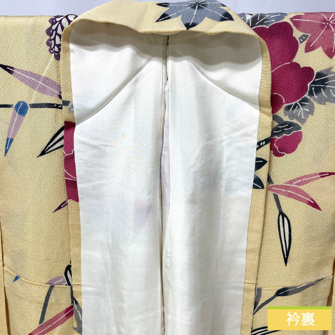 振袖 正絹 Aランク 身丈161cm 裄丈62.5cm 袷 薄柑子色（うすこうじいろ） 京紅型 牡丹 藤 ちりめん地 橙系 1113002403426