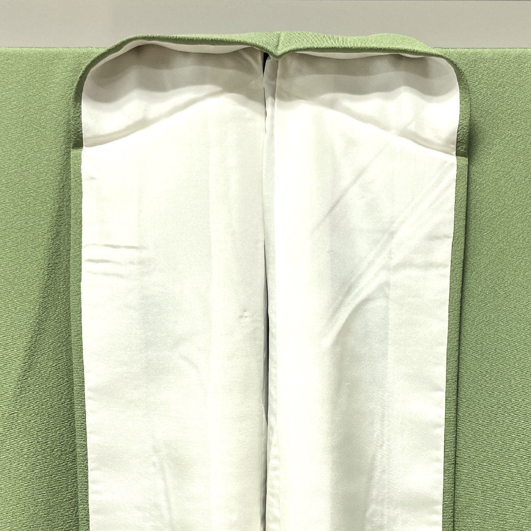 Plain color, pure silk, uraba color, with basting thread, unused, plain, sword and katabami, length 163.5cm, sleeve length 63cm, lined, S rank, green, 1114000832419