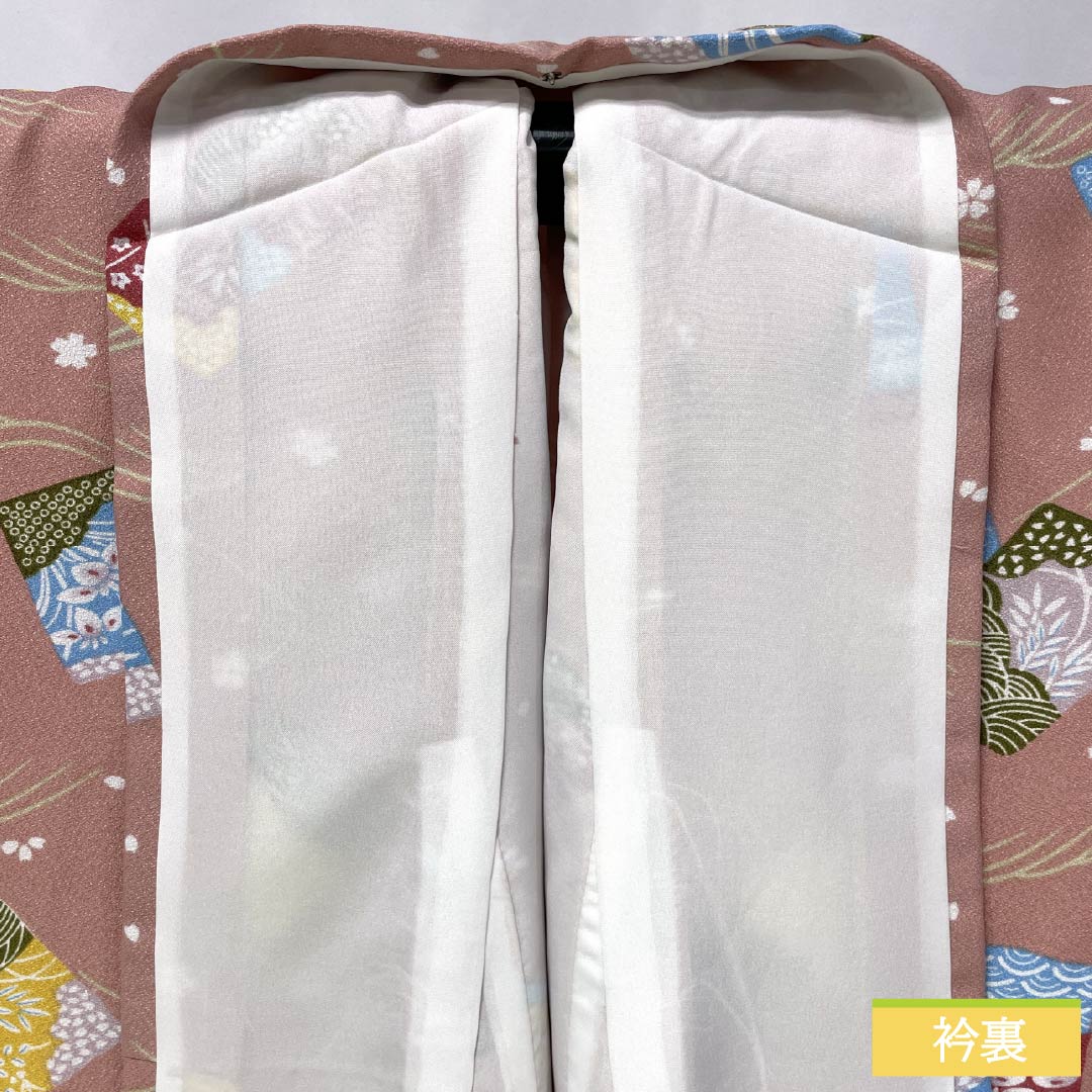Small-patterned kimono, polyester, S rank, length 165.5cm, sleeve length 66cm, lined, pale pink plum color (usukoubaiiro), classic pattern, with basting thread, washable, pink, 1115007042513