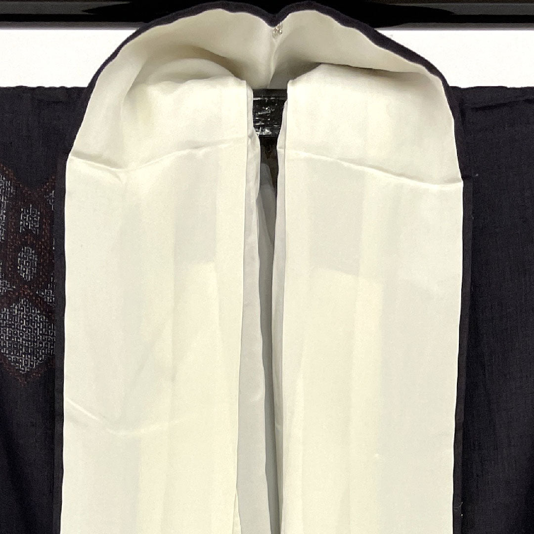 Yuki Tsumugi Length 153cm Sleeve length 65cm 80 tortoiseshell pattern Authentic Yuki Tsumugi Three-layered tortoiseshell pattern Pure silk A rank Awase Black 1116000723210