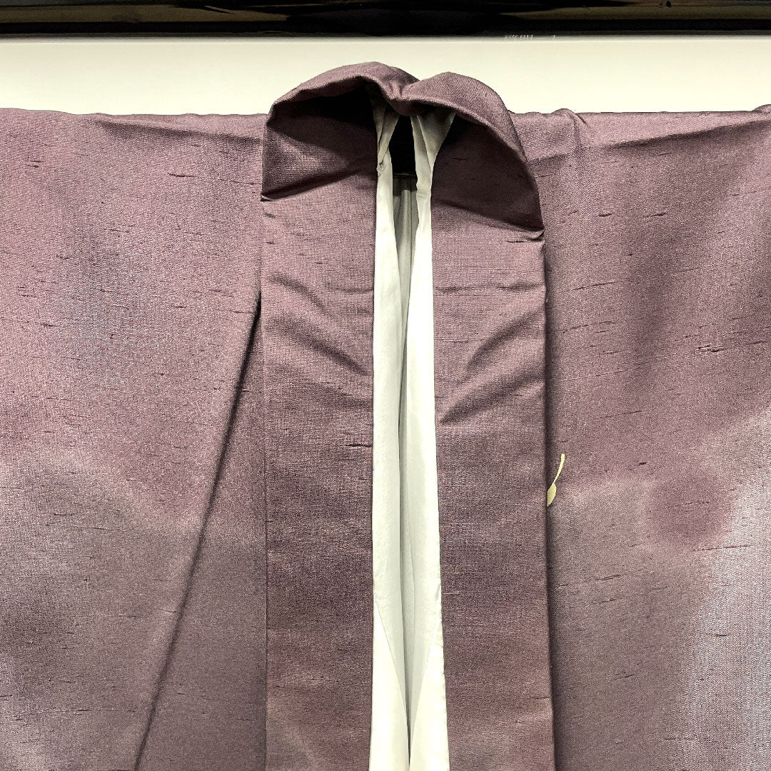 Men's Length 134cm Sleeve length 69.5cm Ushiku Tsumugi Hakusan Kobo Ichikawa Junichiro Yukiwa Pure silk S rank Awase Purple 1119000502320