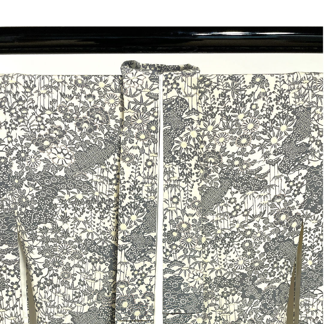 Komon, Length 164cm, Sleeve length 64.5cm, Lined, Neri-iro, Stencil-dyed, Auspicious pattern, Pure silk, A rank, Cream color, 1115002433415