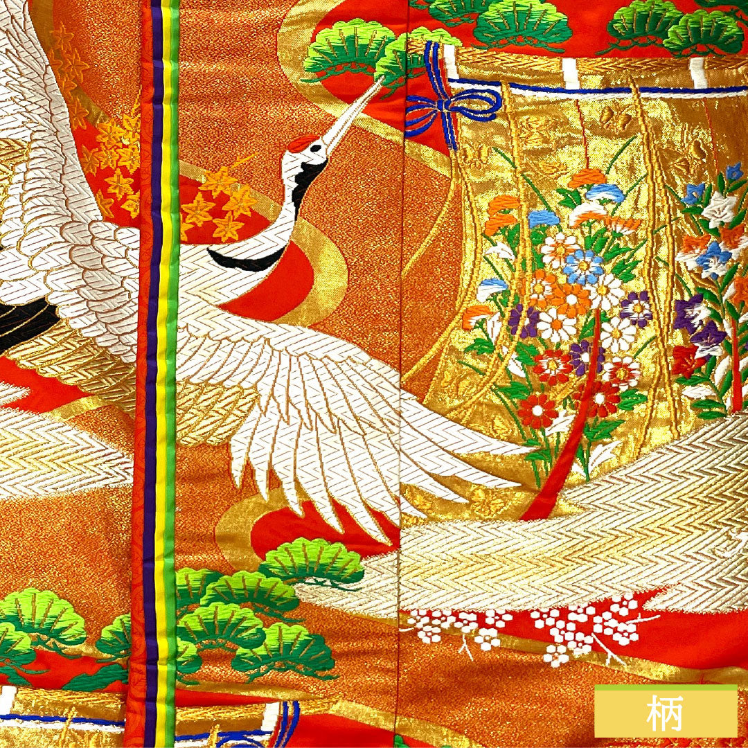 Iro-uchikake (colored kimono) made of pure silk, grade A, length 185cm, sleeve length 67cm, Karaori (Chinese weave) design with crane and folding screen motifs, pine tree motif, lined, vermilion, product number 1110001043916