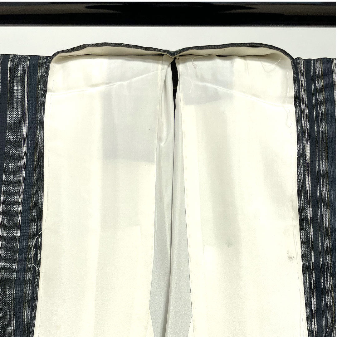 Tsumugi Length 150cm Sleeve length 65cm Striped Tokamachi Tsumugi Pure silk A rank Awase Gradation 1116001833199