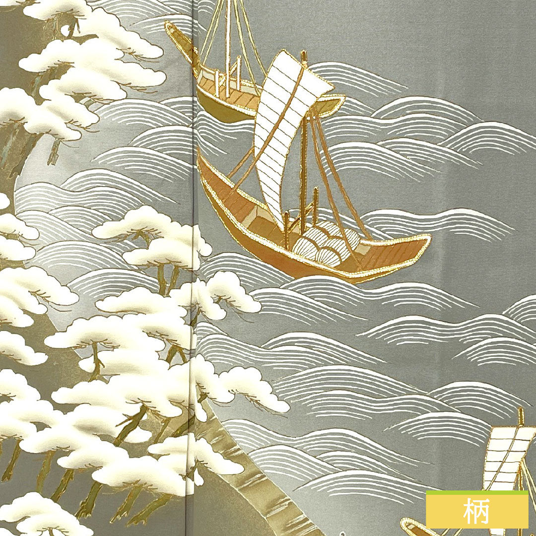 Colored Tomesode, pure silk, length 161cm, sleeve length 63cm, lined, light gray, Kyoto Yuzen, wave, sailboat, one crest, five-three paulownia, Queen pearl finish, A rank, gray, 1111001433422