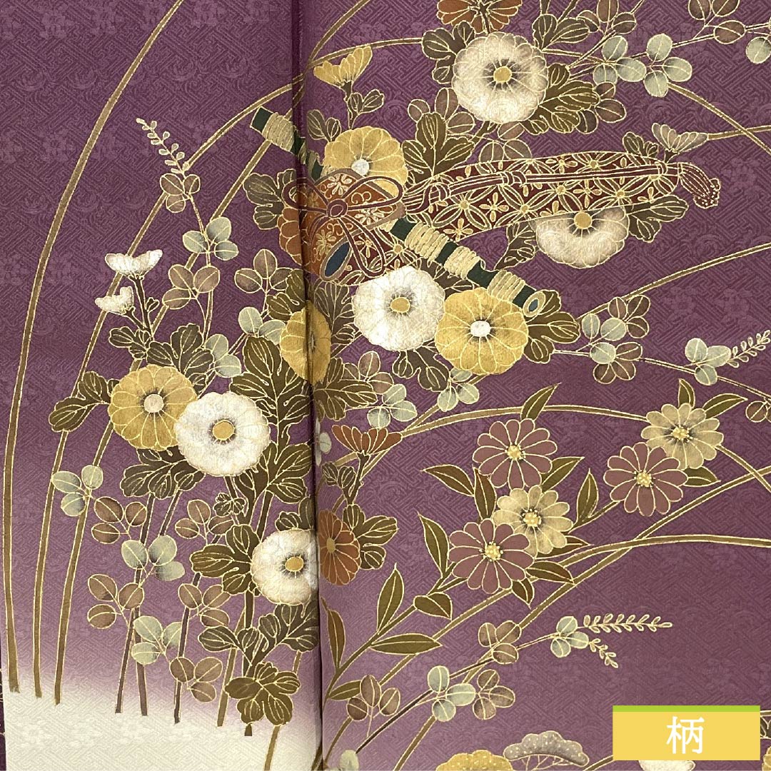 Visiting Kimono, Pure Silk, S Rank, Lined, Length 155.5cm, Sleeve Length 63cm, Crimson (Mekkouiro) Color, Kyoto Yuzen, Sewn Crest, Snow Rings with Different Hawk Feathers, Chrysanthemums, Hagi, Purple, Item Number: 1112006812320