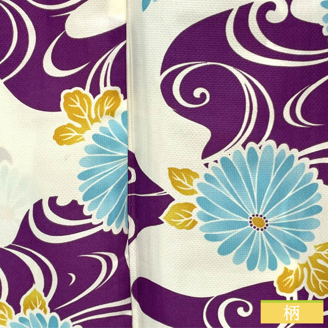 Polyester Komon (S rank) - Height 163cm, Sleeve-to-sleeve 67cm, Unlined, Milky White, Stenciled, Flowing Water and Chrysanthemum pattern, Washable Kimono, White-based, 1115007952411
