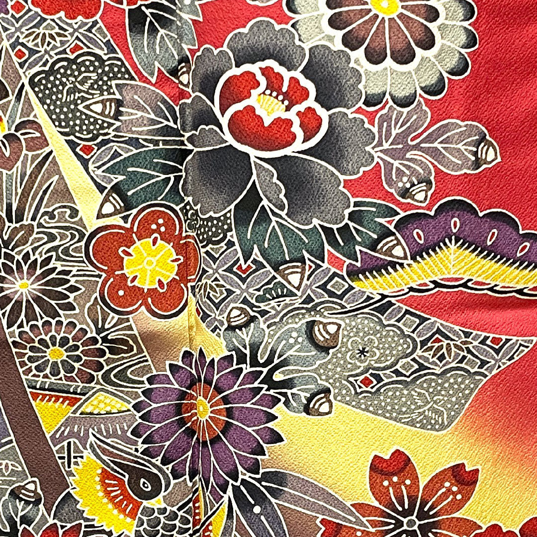 振袖 身丈167cm 裄丈68cm 袷  真紅色 京紅型 吉祥文様 スコッチガード加工  正絹 Sランク 赤系 1113001692512