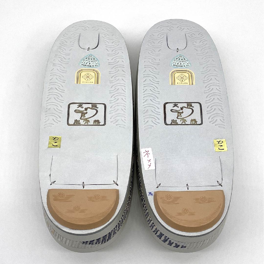 (New old stock) Formal sandal and bag set, silver-white, unused, classic pattern, pine, size M, white, NEW rank, 1133000121311