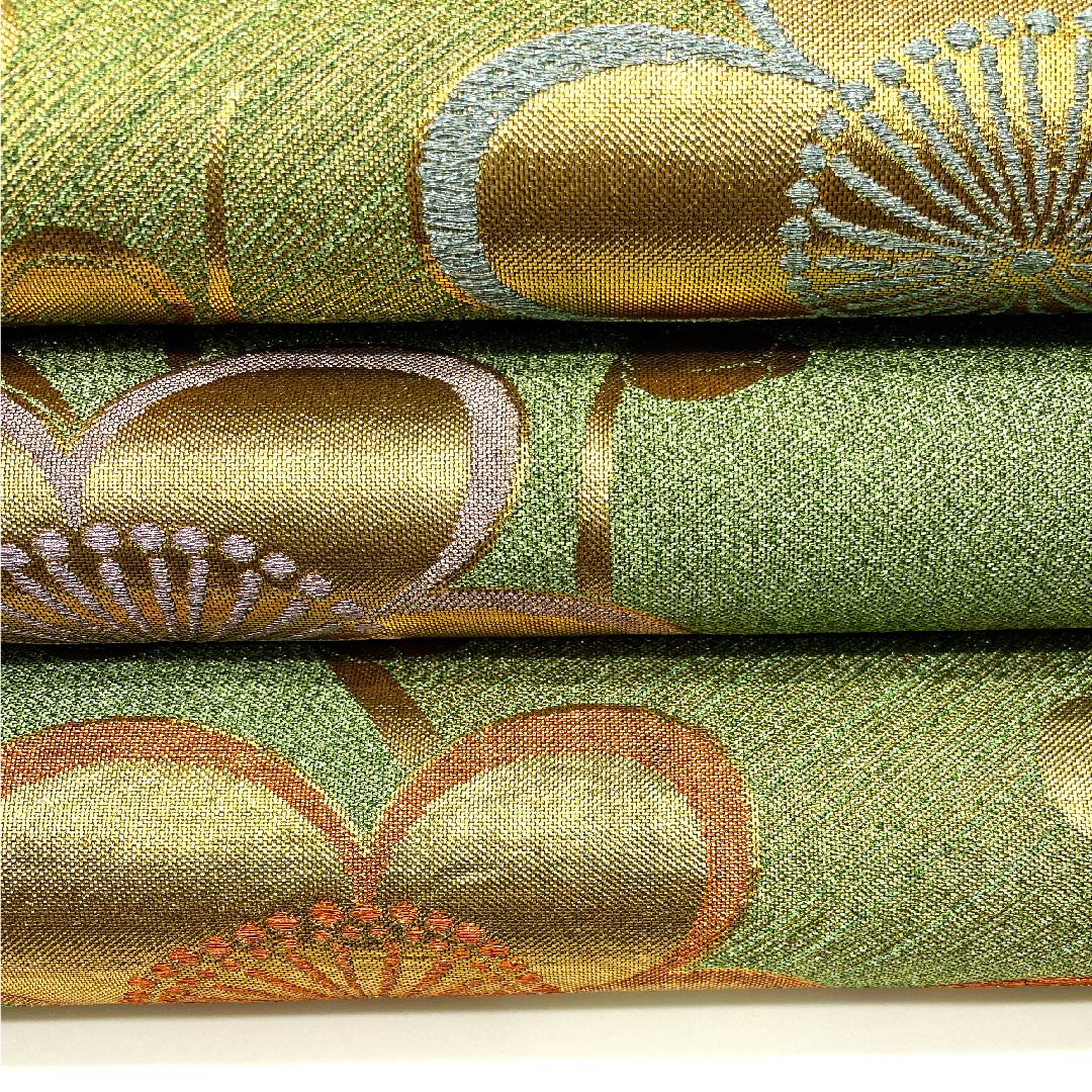 Fukuro Obi (Fukuro obi) in Wakaba-iro (young leaf color) with plum and lame, for long-sleeved kimono, obi length 440cm, pure silk, A rank, six-pass, formal, green, 1123003213319