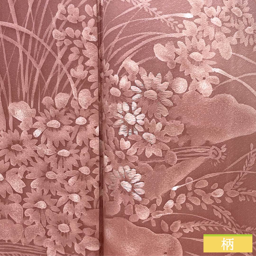 Homongi (visiting kimono) made of pure silk, grade A, with a lined lining, length 155cm, sleeve length 62cm, light crest (asabe niiro), single crest, batik (wax-resist dyed) floral motif, layered collar, pink, product number 1112006323313