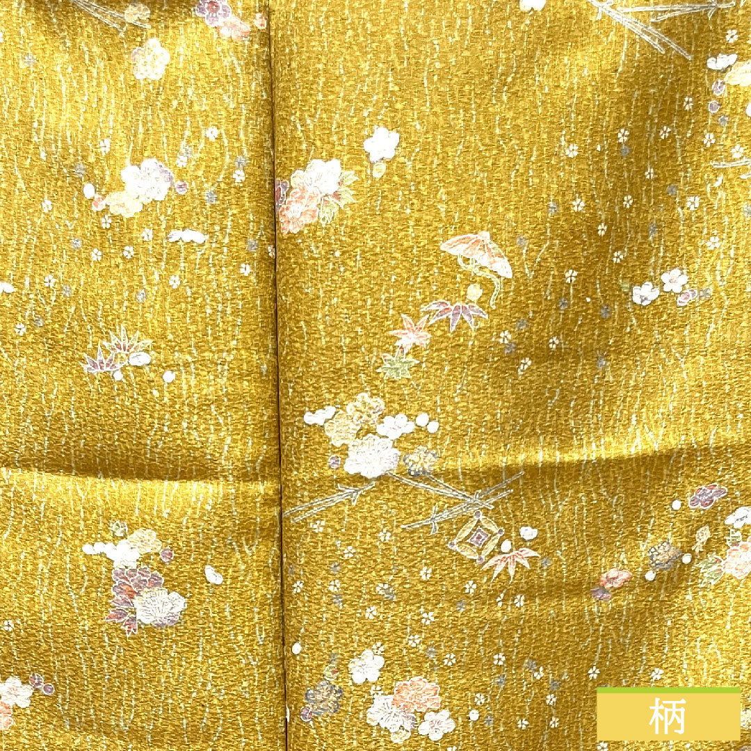 Small pattern, polyester, length 170cm, sleeve length 66.5cm, lined, ochre, washable kimono, treasures, pine, bamboo and plum, with basting thread, unused, S rank, yellow, 1115003592623