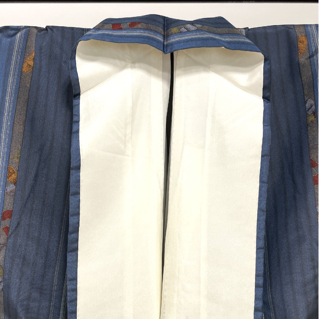 Oshima Tsumugi Length 155cm Sleeve length 69.5cm Navy blue, indigo iron, striped pattern, pure silk, A rank, lined, blue 1116001693317
