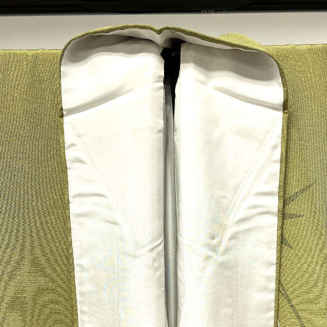 Homongi, lined, length 160.5cm, sleeve length 64cm, unused, with basting thread, dried grass color, Kyoto Yuzen, bamboo grass, pure silk, S rank, green, 1112002272419