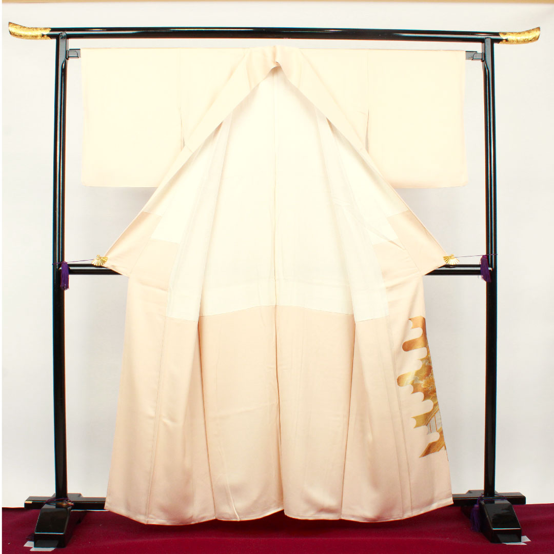 色留袖 身丈161.5cm 裄丈65.5cm 袷 和田光正 金彩友禅 薄肉色 時代風景模様 正絹 Sランク 一つ紋 クリーム系 1111000662415