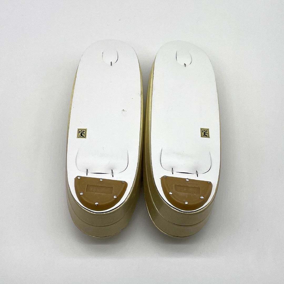 (Like New) Formal Zori and Bag Set, Grade A, Mother-of-Pearl Design, Size M, Yellow, 1133000373323
