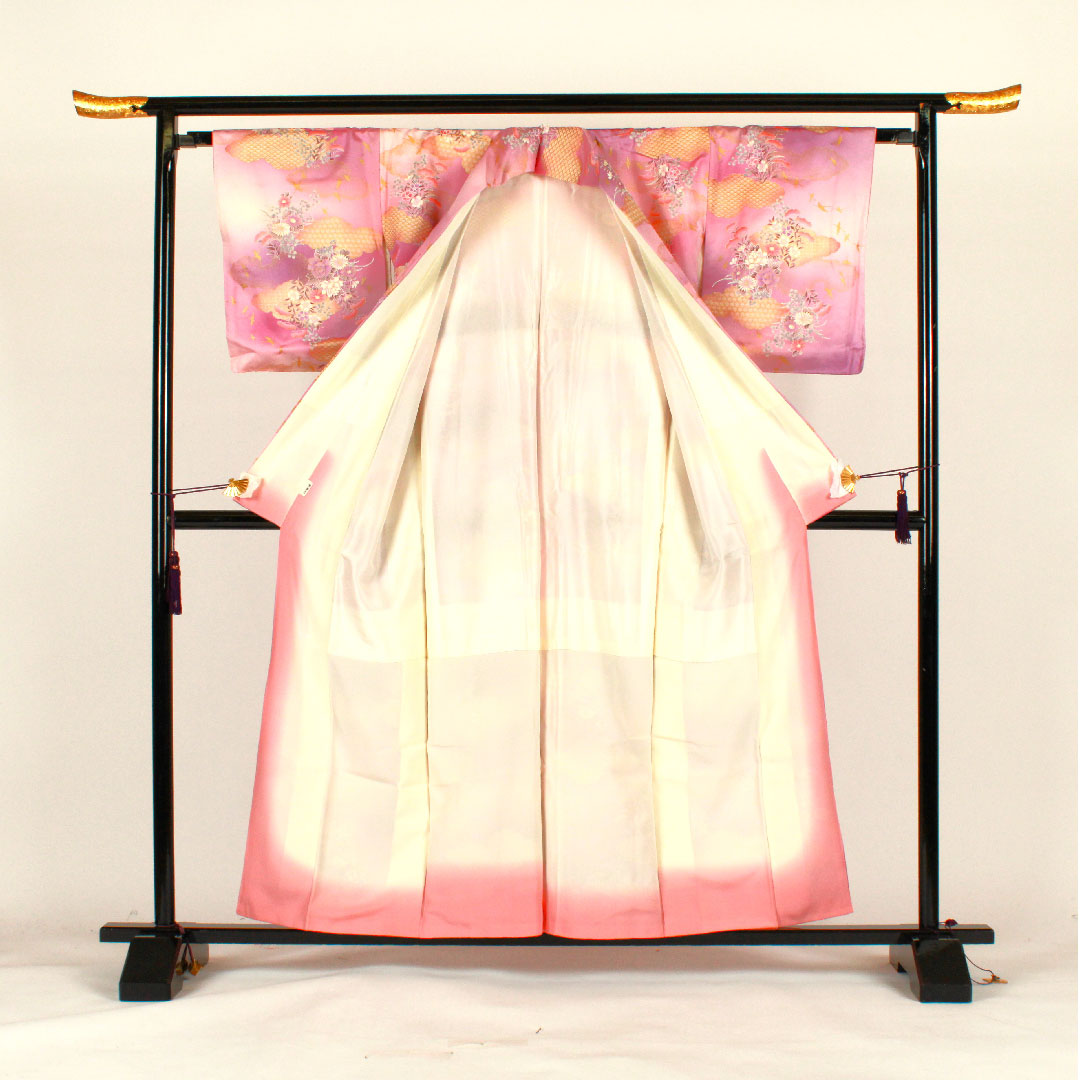 小紋 身丈158cm 裄丈65cm 袷  洗える着物 雲取り 草花模様  ポリ Aランク 紫系 1115001623320