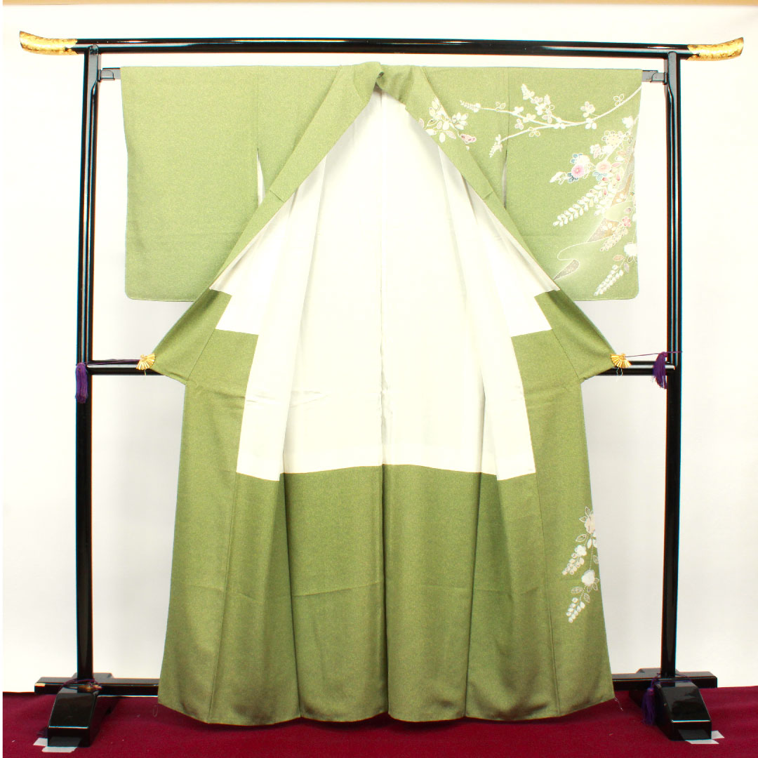 訪問着 正絹 袷 身丈163cm 裄丈65cm 根岸色（ねぎしいろ） 草花模様 しつけ糸付き Sランク 緑系 1112002222419