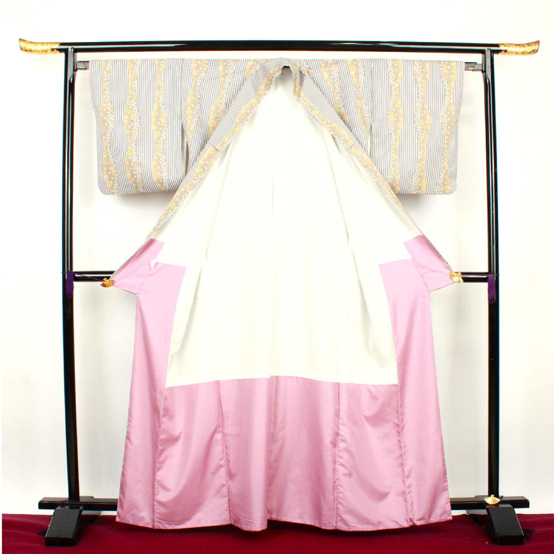 小紋 身丈164cm 裄丈64cm 袷  錫色 洗える着物 桜 縞  ポリ Sランク グレー系 1115002562422