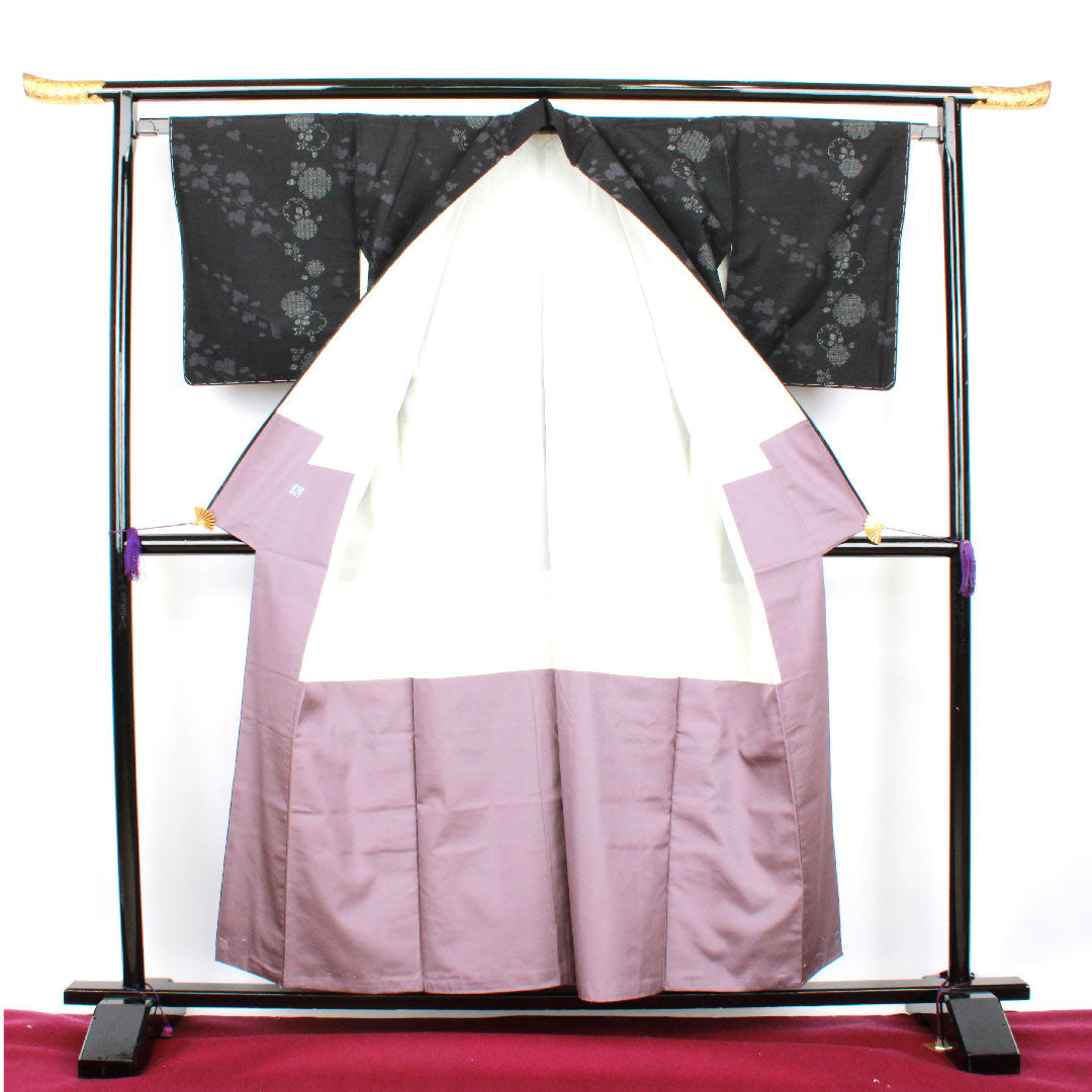 Yuki Tsumugi Length 156cm Sleeve length 65.5cm Snowflake Ivy Pure silk S rank Awase Black 1116002032310