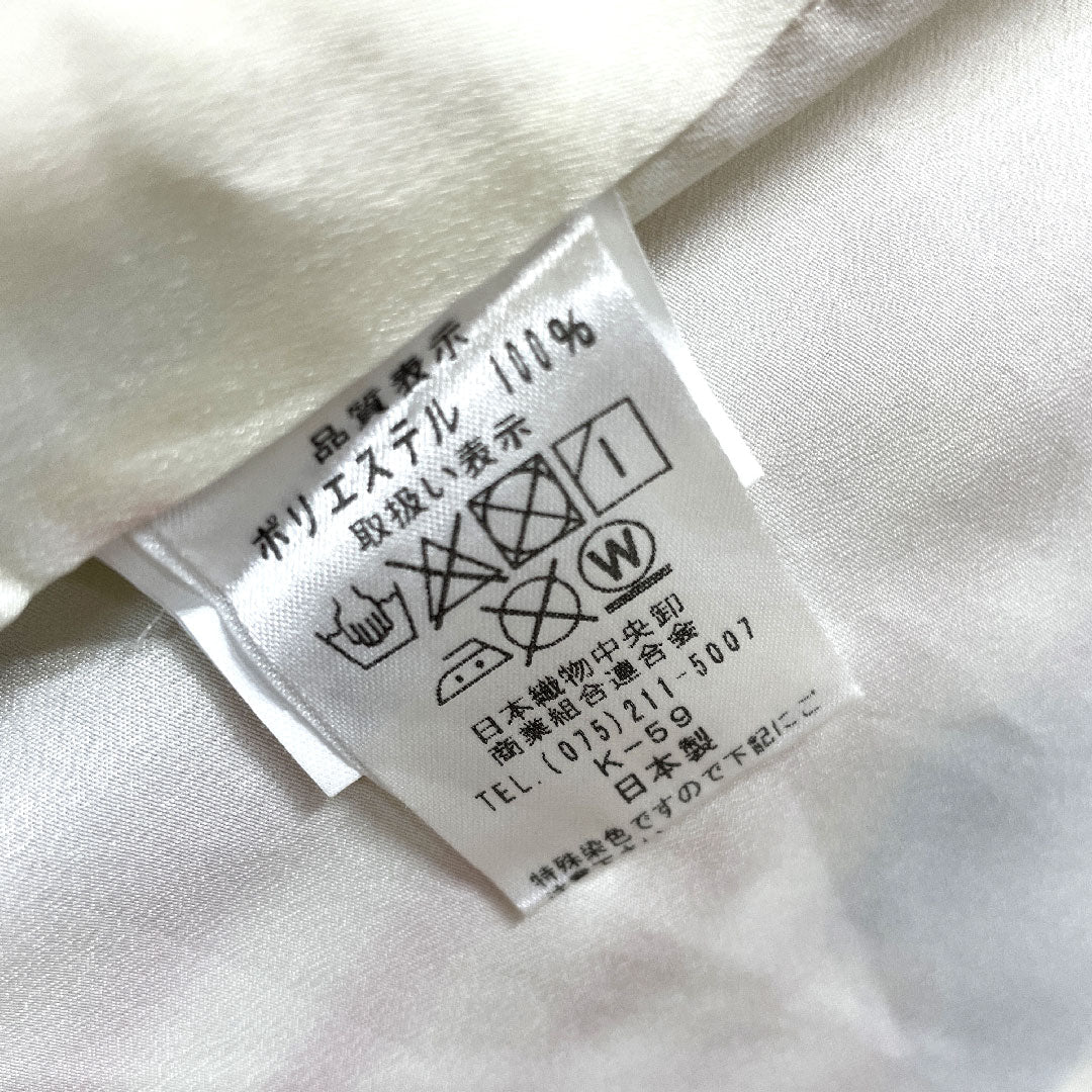 Long-sleeved kimono, length 171.5cm, sleeve length 68cm, lined, milky white, washable kimono, camellia, poly, S rank, cream color, 1113001342615