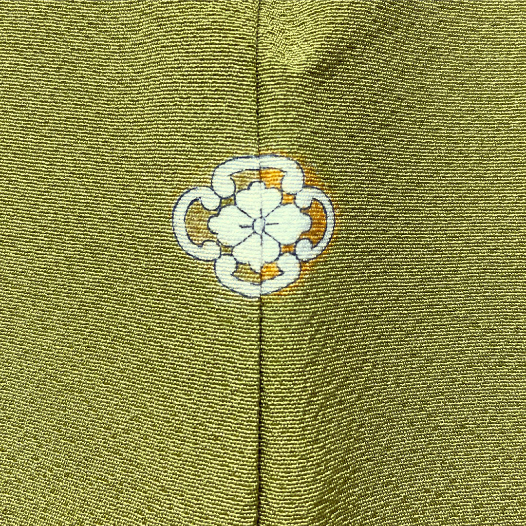 Plain color, pure silk, length 167.5cm, sleeve length 70cm, plain blue leaf color, one crest, ringed quince and flower horn, lined, A rank, green, 1114001973519