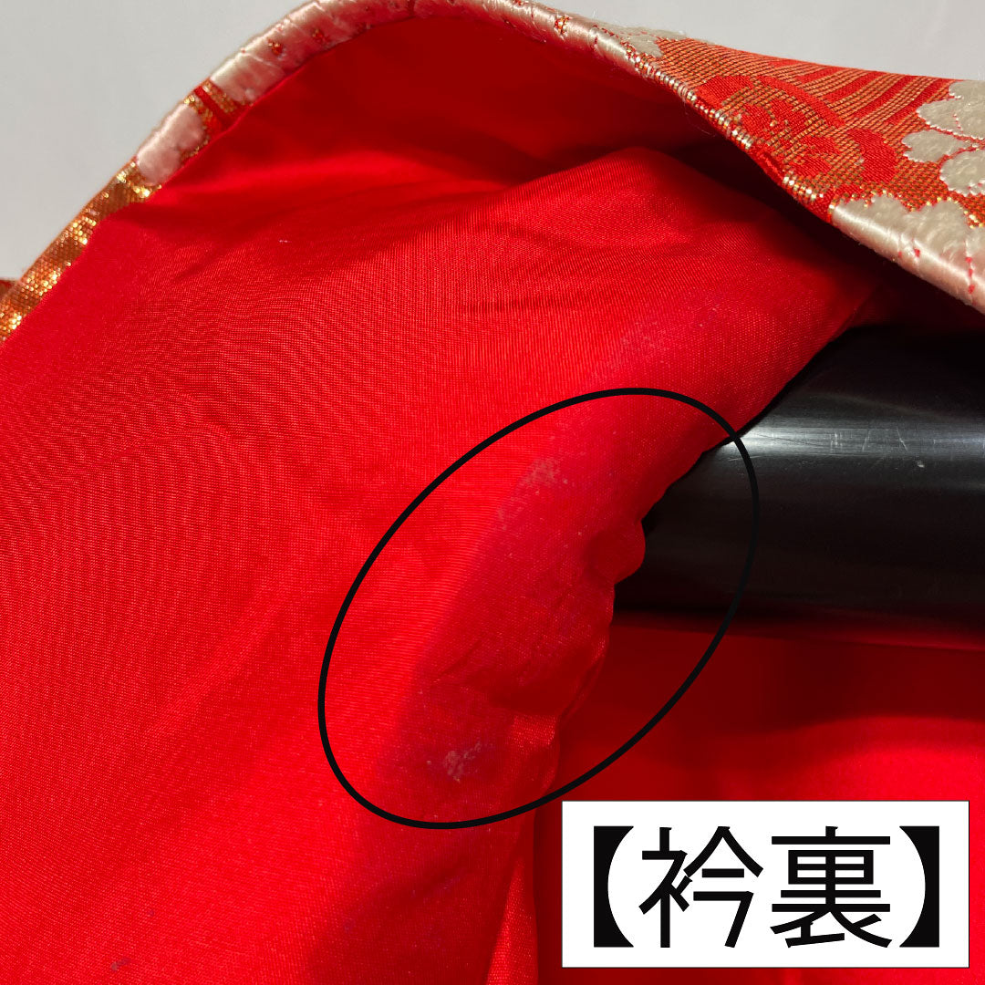 Iro-uchikake (colored kimono) made of pure silk, grade A, length 184cm, sleeve length 60.5cm, Karaori (Chinese weave) with butterfly and floral patterns, lined, vermilion, 1110001003916