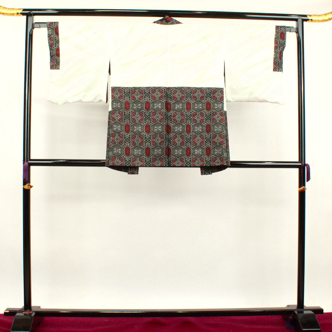 Murayama Oshima Tsumugi Length 162cm Sleeve length 63.5cm With basting thread Unused Ensemble Geometric pattern Pure silk S rank Awase Black 1116002732410