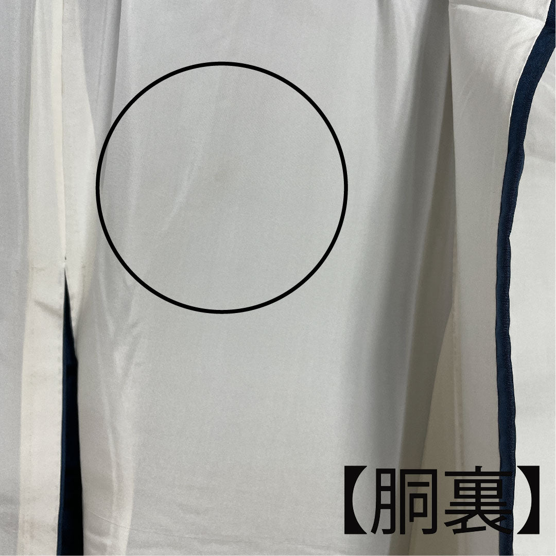 Oshima Tsumugi Length 155cm Sleeve length 69.5cm Navy blue, indigo iron, striped pattern, pure silk, A rank, lined, blue 1116001693317