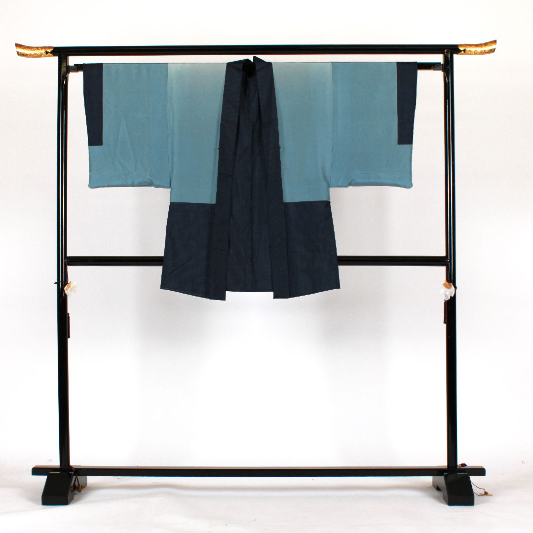 Men's Length 88cm Sleeve length 66cm Oshima Tsumugi Haori (single piece) Tortoiseshell pattern Pure silk A rank A-lined Navy blue 1119000223218