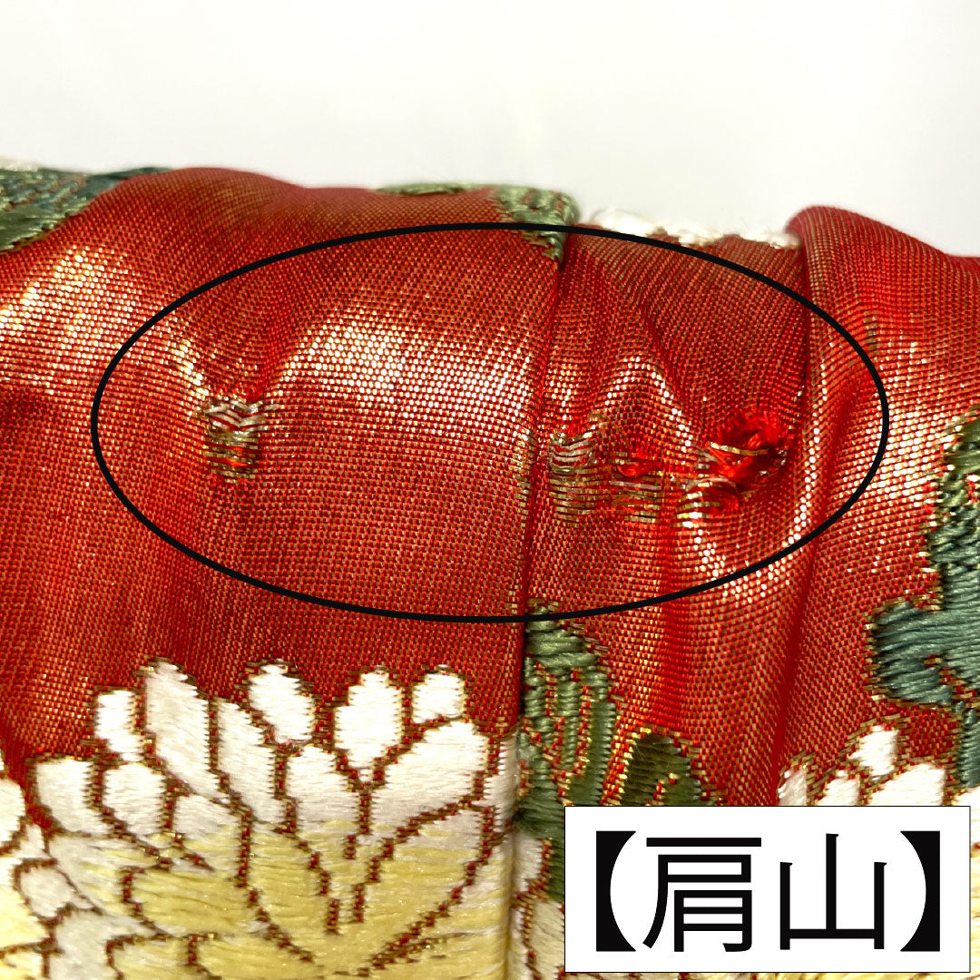 Iro-uchikake (colored kimono) made of pure silk, rank B, length 188cm, sleeve length 65cm, Karaori (traditional Japanese weave) design featuring cranes, imperial carriages, and floral motifs, lined, vermilion, 1110000904916