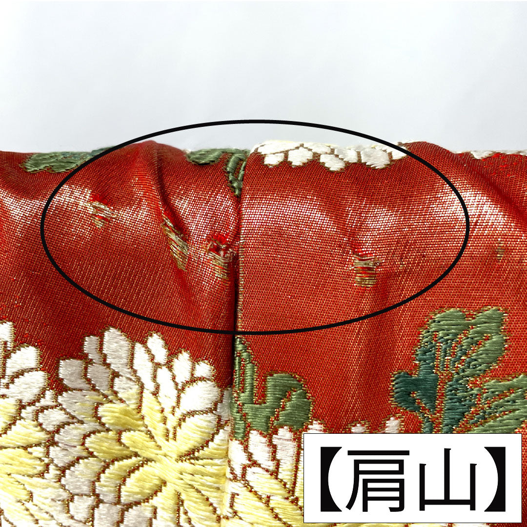 Iro-uchikake (colored kimono) made of pure silk, rank B, length 188cm, sleeve length 65cm, Karaori (traditional Japanese weave) design featuring cranes, imperial carriages, and floral motifs, lined, vermilion, 1110000904916