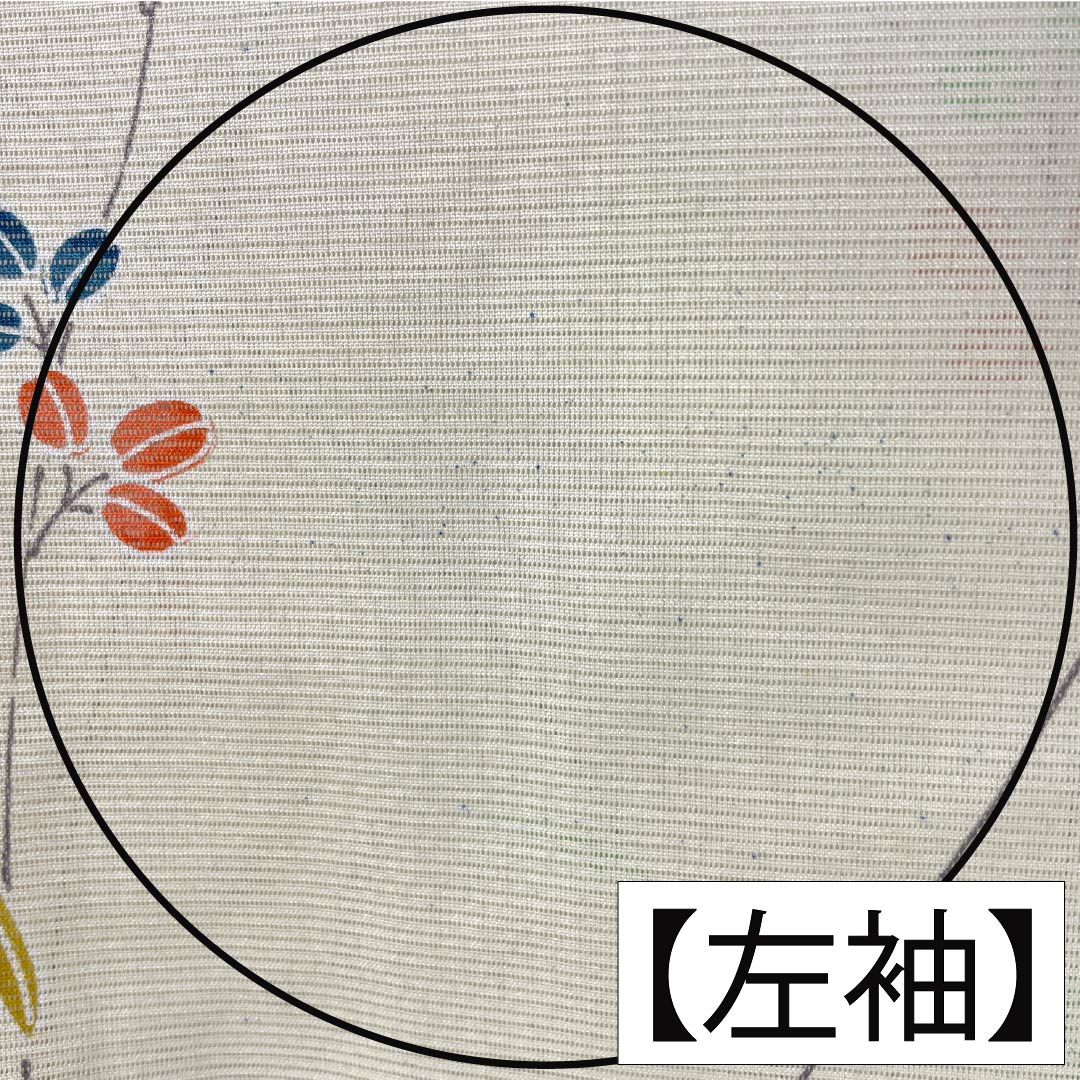 夏物 ポリエステル 小紋 Aランク 身丈163.5cm 裄丈64cm 白百合色（しらゆりいろ） 草花模様 絽 黄系 1132004513423