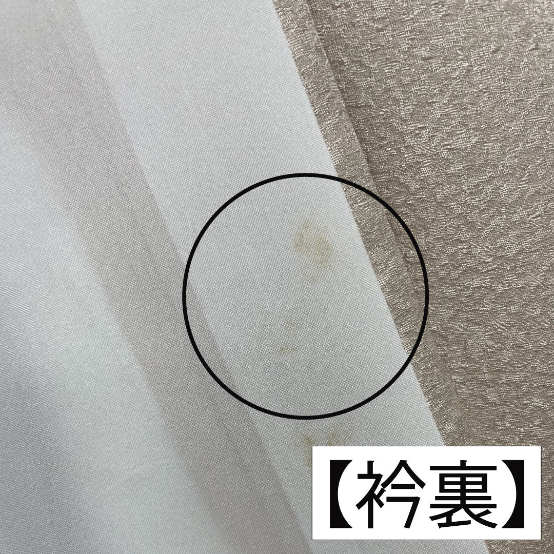 色無地 ポリエステル 身丈170.5cm 裄丈65cm 生成り色（きなりいろ） 洗える着物 一つ紋 五三桐 袷 Aランク ベージュ系 1114001263625