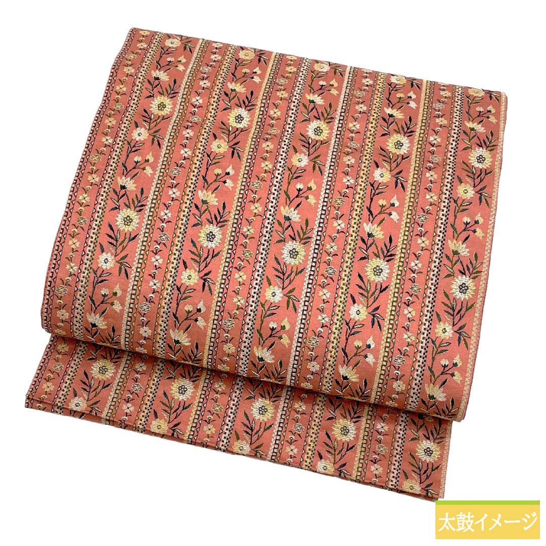 名古屋帯 正絹 Sランク 松葉仕立て 紅梅色（こうばいいろ） 縞 小花柄 帯丈330cm 全通 カジュアル ピンク系 1124012362313