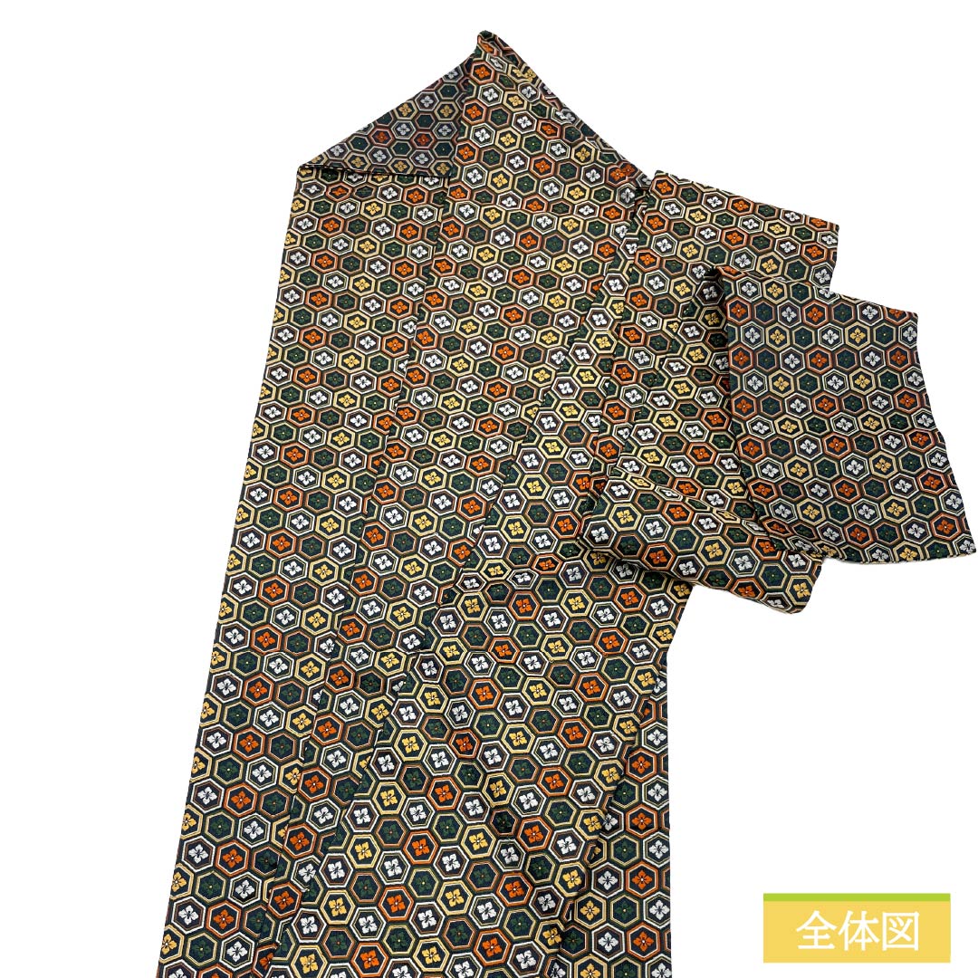 名古屋帯 正絹 Sランク 名古屋仕立て 黒色（くろいろ） 古典柄 亀甲 花菱 帯丈350cm 全通 セミフォーマル グラデーション系 1124012382399