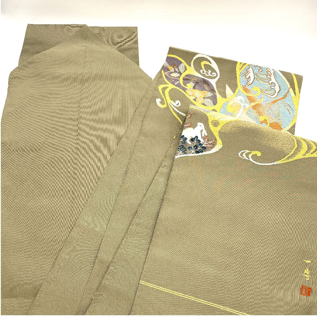 Nagoya obi, artist's work, authentic Tsuzuri, rough waves, plum blossoms, chrysanthemums, rabbits, obi length 388cm, pure silk, A rank, point pattern, formal, green, 1124000473319, pine needle style