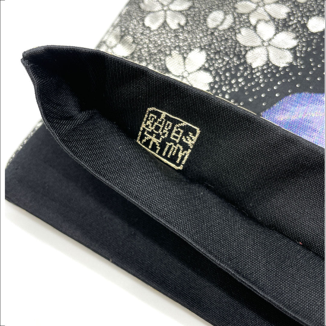Fukuro Obi (Japanese traditional sash), made of Juraku, with glittering gold leaf, flowers and cherry blossoms, obi length 440cm, pure silk, S rank, six-pass, semi-formal, black, 1123003242310
