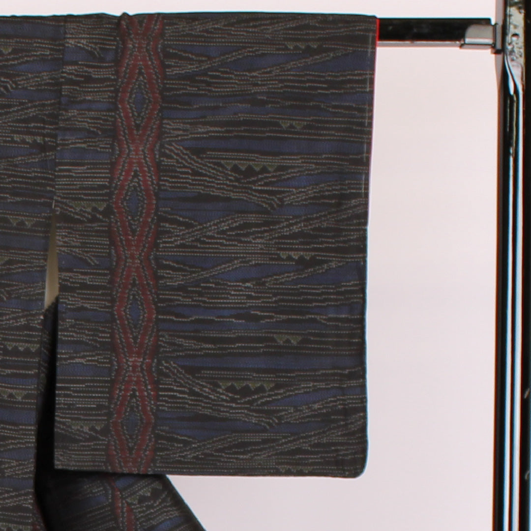 大島紬 身丈156cm 裄丈62cm 幾何学 正絹 美品 袷 ブラック 1116000073310